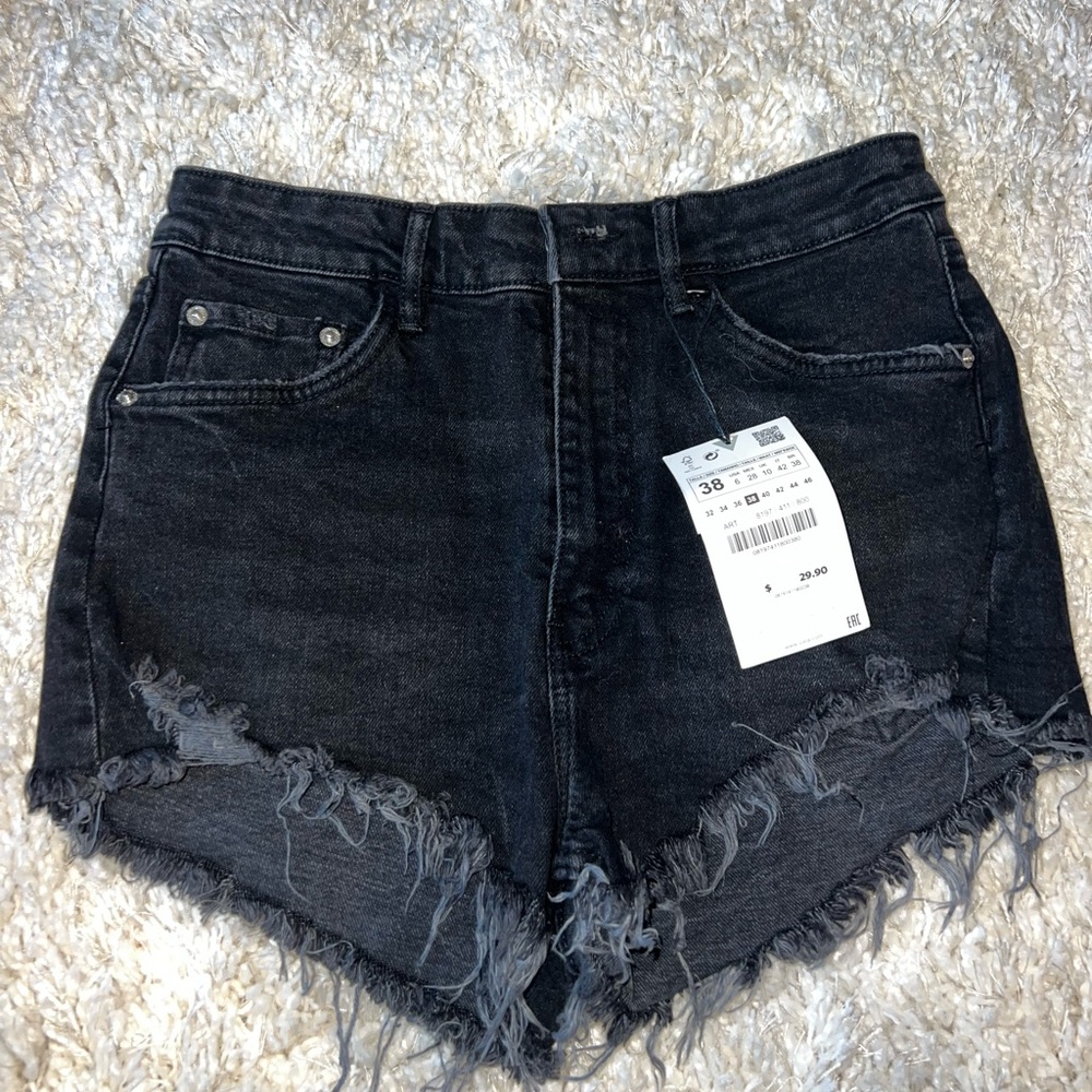 Zara Black Frayed Hem Jean Shorts